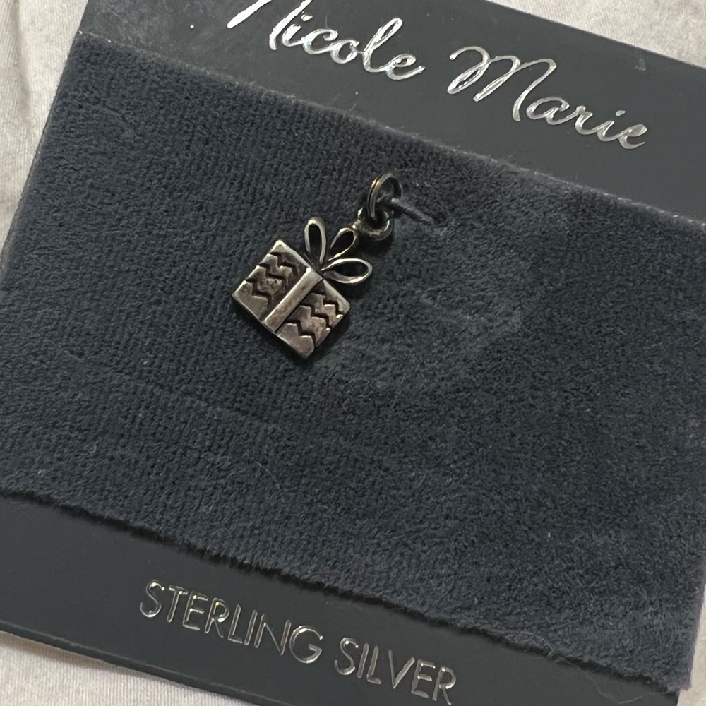 Nicole Marie Sterling Silver Present Charm. NEW